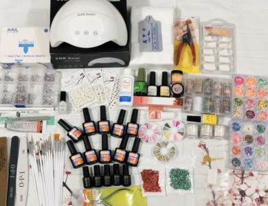 Top 7 Phụ Kiện Nail Cần Có Cho Người Mới Bắt Đầu Học Nghề